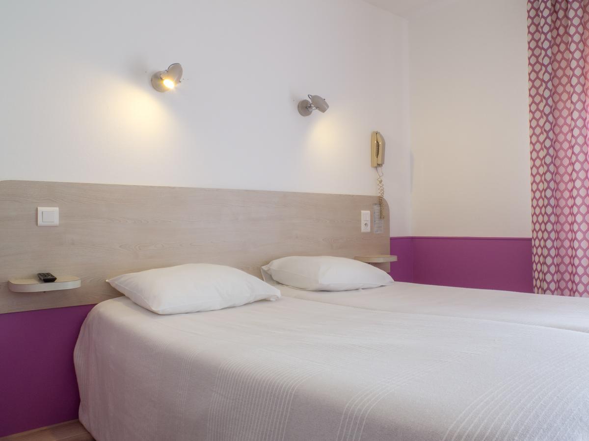 Logis Hotel Restaurant La Vieille Ferme, Macon Nord Sancé Zewnętrze zdjęcie