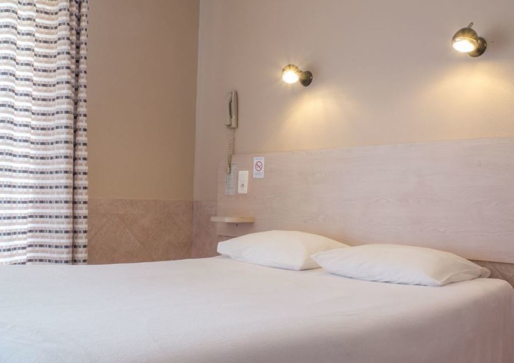 Logis Hotel Restaurant La Vieille Ferme, Macon Nord Sancé Zewnętrze zdjęcie