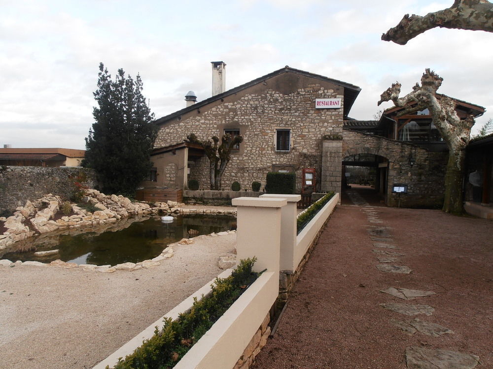 Logis Hotel Restaurant La Vieille Ferme, Macon Nord Sancé Zewnętrze zdjęcie